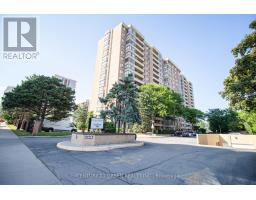 Apartment – 706 - 5 LISA STREET, Brampton – photo 1