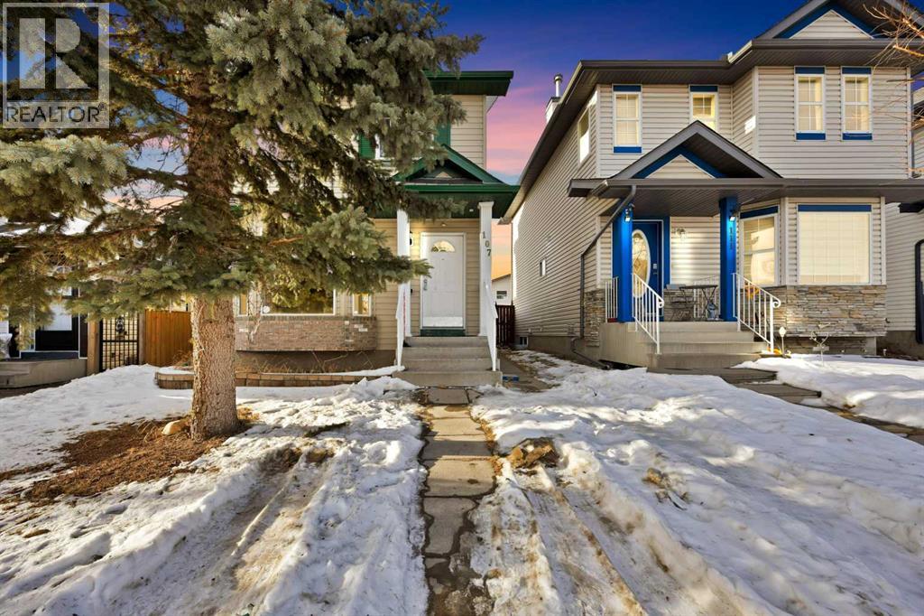 House for Sale in 107 Taravista Street NE|Calgary, Alberta T3J4S3 3