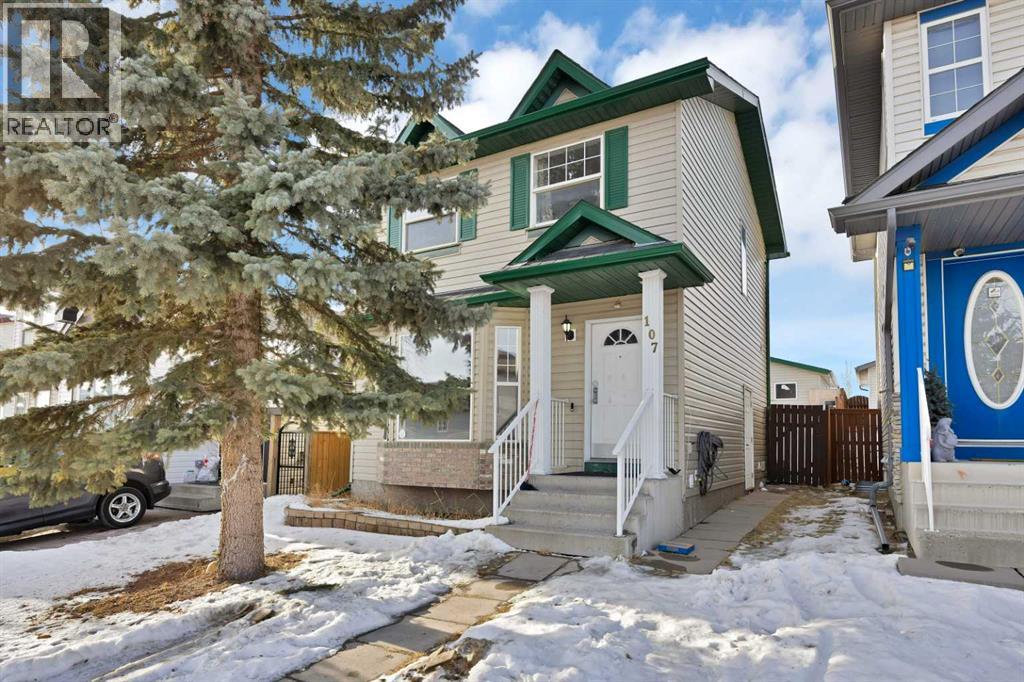 House for Sale in 107 Taravista Street NE|Calgary, Alberta T3J4S3