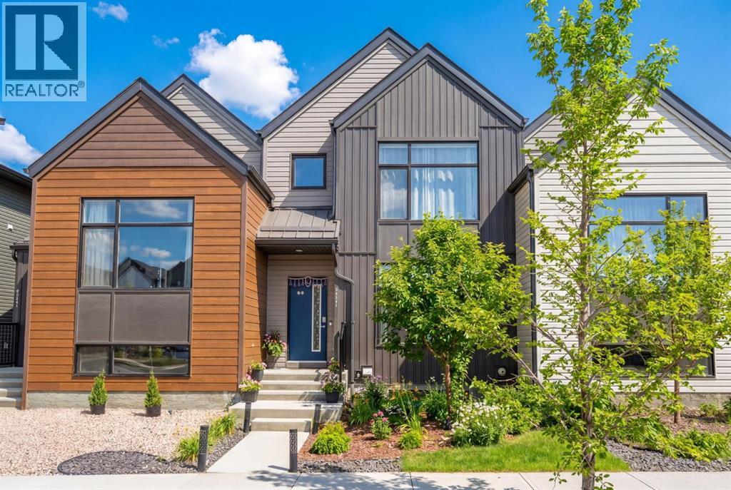 Row / Townhouse for Sale in 20604 Main Street SE|Calgary, Alberta T3M3G4