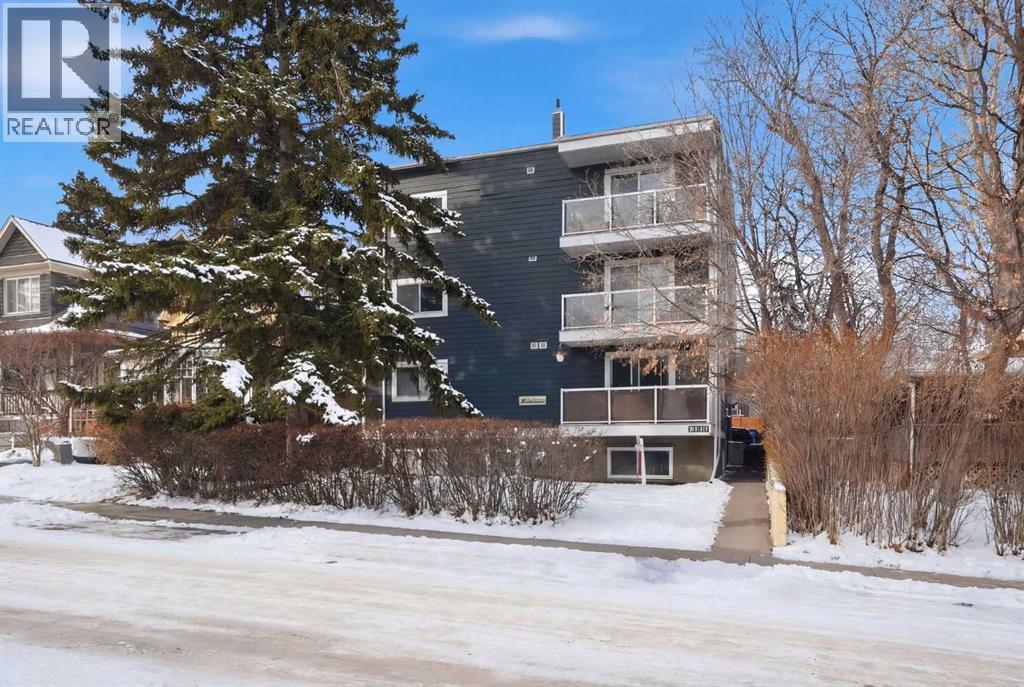 Apartment for Sale in 402, 2117 16 Street SW|Calgary, Alberta T2T4E5
