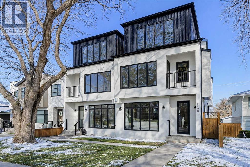 Duplex for Sale in 2838 34 Street SW|Calgary, Alberta T3E2W9