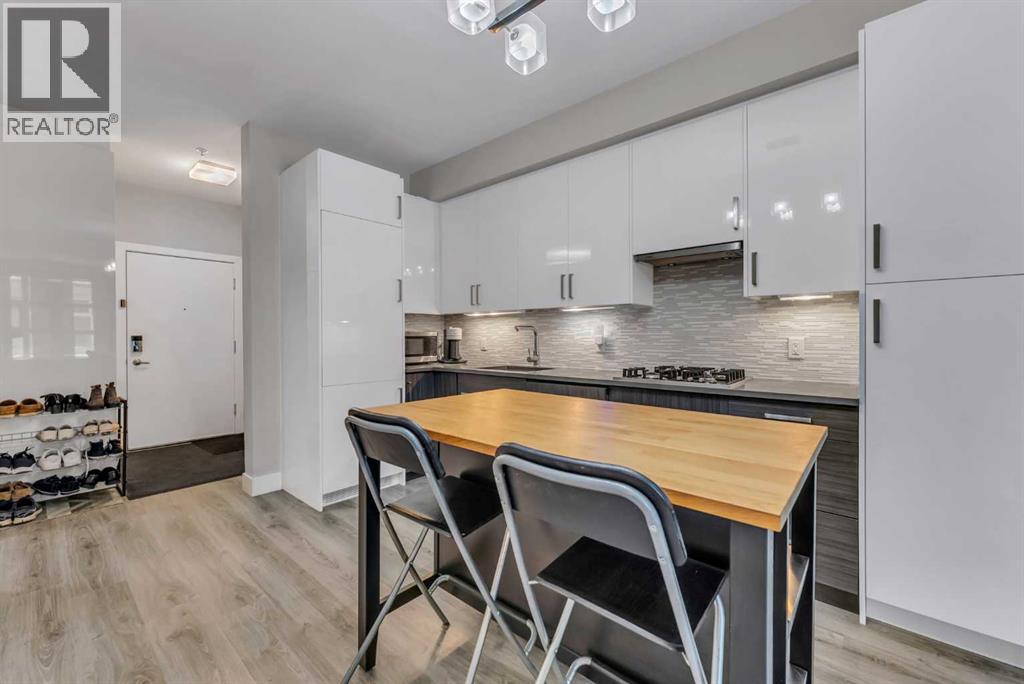 Apartment for Sale in 102, 515 4 Avenue NE|Calgary, Alberta T2E0J9 4