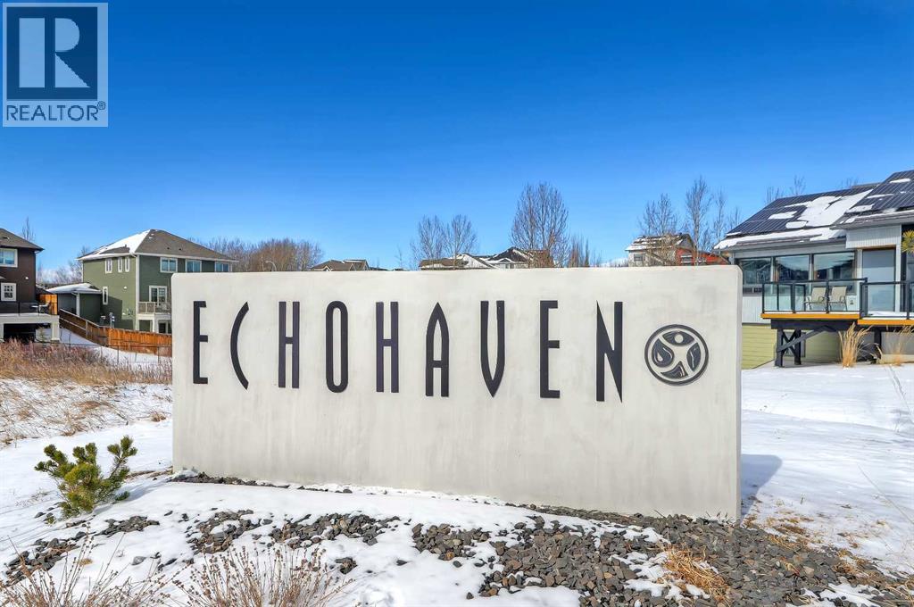 House for Sale in 49 Rockhaven Green NW|Calgary, Alberta T3G5H3