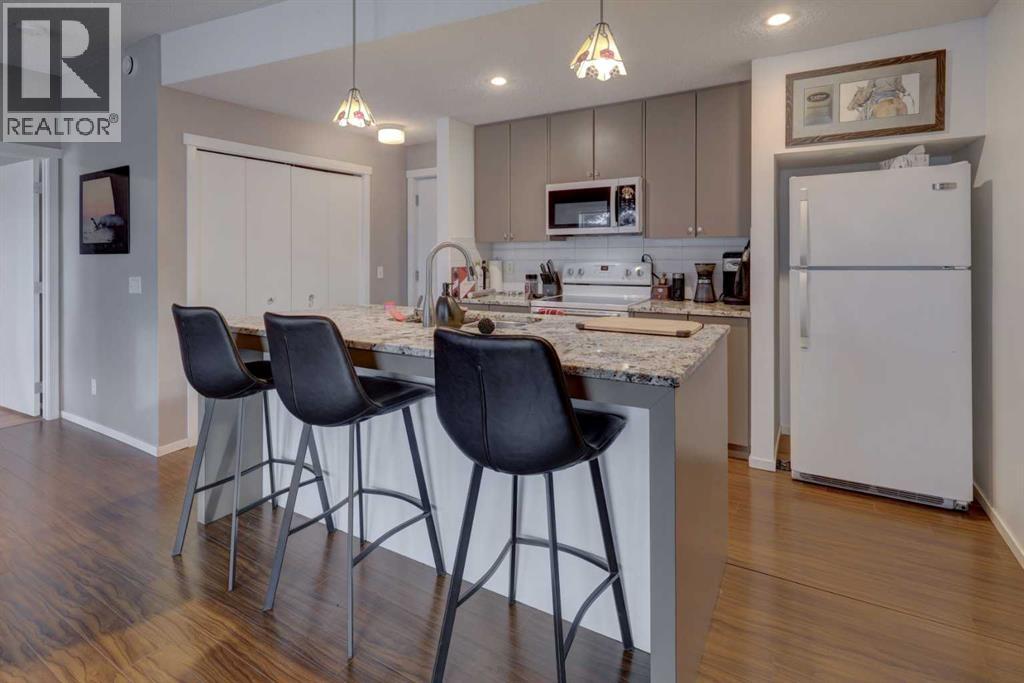 Row / Townhouse for Sale in 81, 300 Evanscreek Court NW|Calgary, Alberta T3P0B8 4