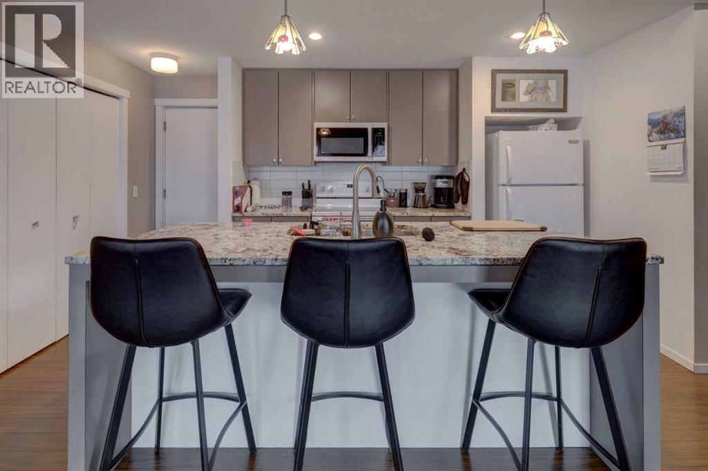 Row / Townhouse for Sale in 81, 300 Evanscreek Court NW|Calgary, Alberta T3P0B8 5