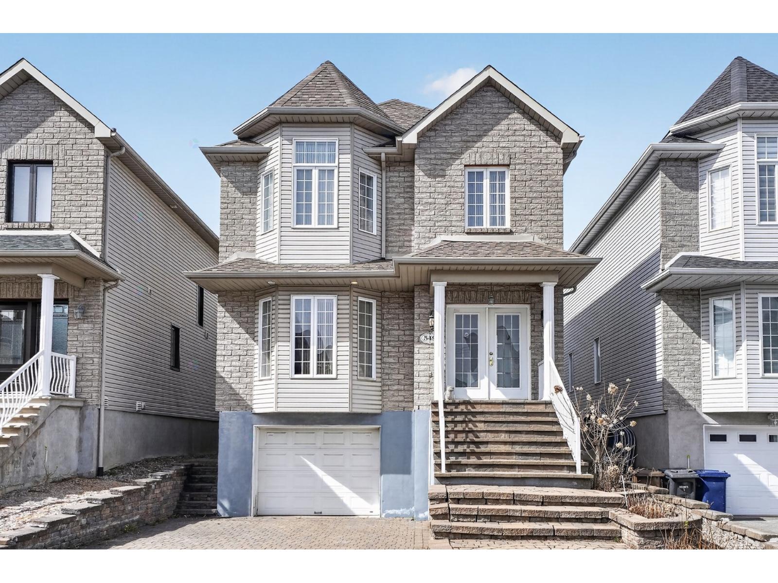 549 Rue Bisaillon, Laval (Sainte-Dorothée), Quebec H7X3X4
