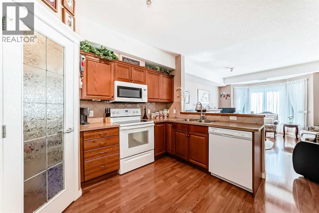 Apartment for Sale in 276, 15 Everstone Drive SW|Calgary, Alberta T2Y5B5 3