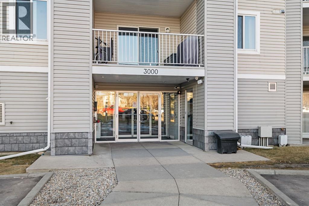 Apartment for Sale in 3112, 1620 70 Street SE|Calgary, Alberta T2A7Z2 3