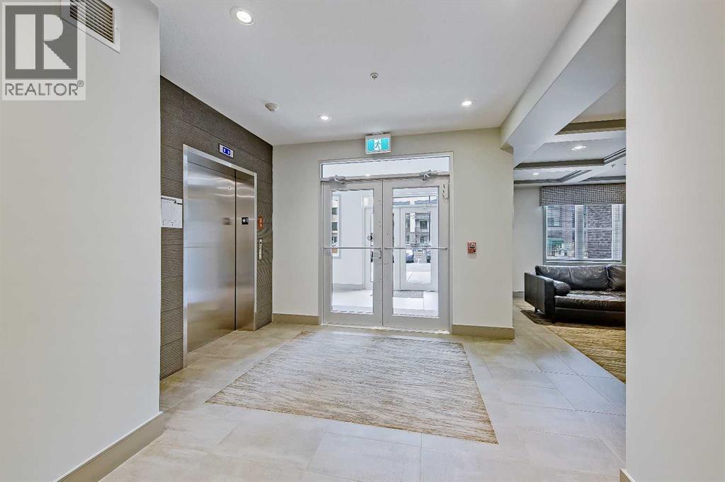 Apartment for Sale in 1207, 80 Greenbriar Place NW|Calgary, Alberta T3B6J4 5