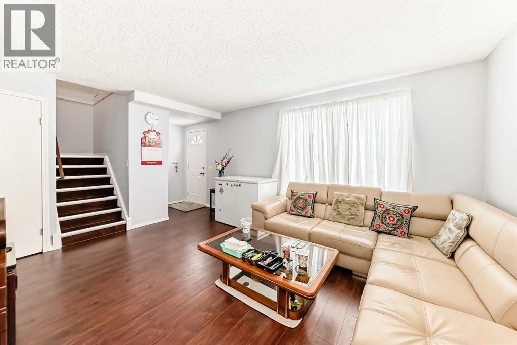 Row / Townhouse for Sale in 103, 405 64 Avenue NE|Calgary, Alberta T2K6J6 5
