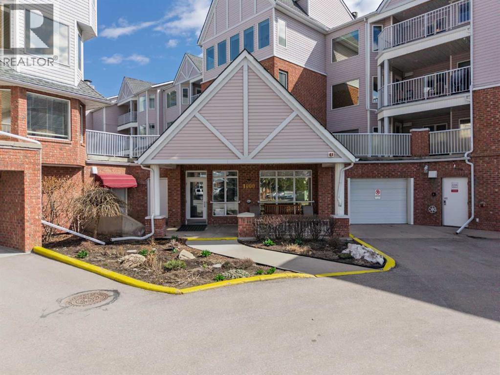 Apartment for Sale in 1311, 1311 Hawksbrow Point NW|Calgary, Alberta T3G4C9