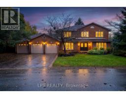 House – 35 DENNIS DRIVE, King – photo 1