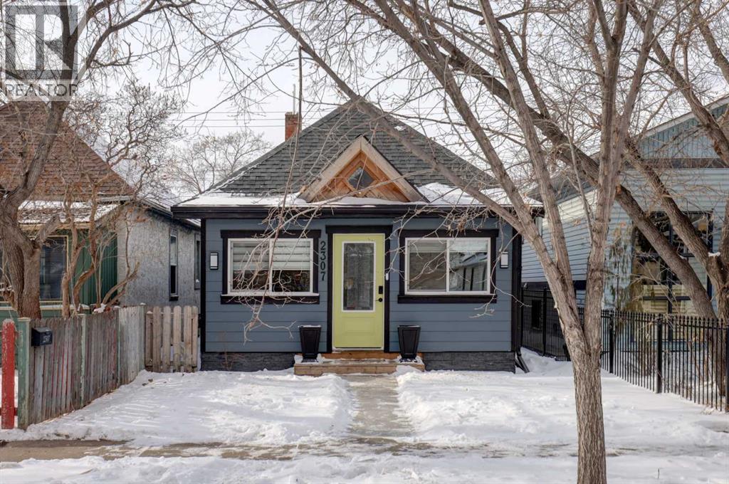 House for Sale in 2307 15A Street SE|Calgary, Alberta T2G3N3