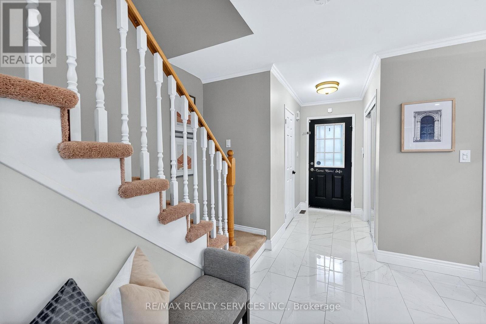 Row / Townhouse for Sale in 99 WHITE TAIL CRESCENT|Brampton (Fletcher's West), Ontario L6Y5B9 5