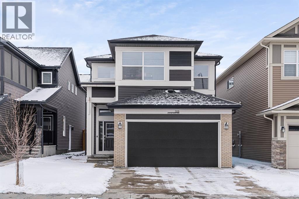House for Sale in 308 Lucas Way NW|Calgary, Alberta T3P0R5 2