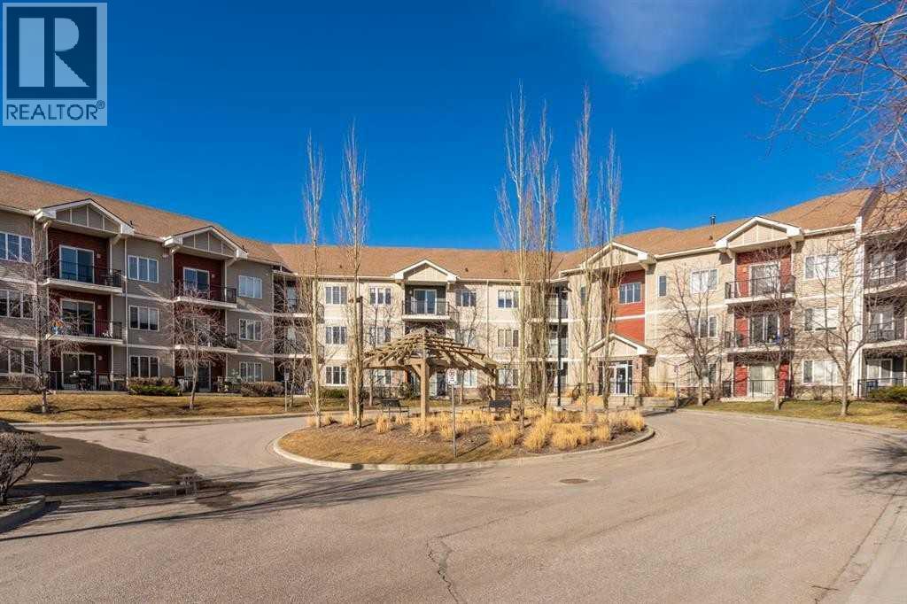 Apartment for Sale in 1218, 1540 Sherwood Boulevard NW|Calgary, Alberta T3R0K5