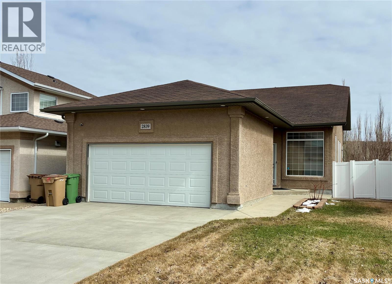 2839 Sunninghill CRESCENT, Regina, Saskatchewan S4V0N7 | REALTOR.ca