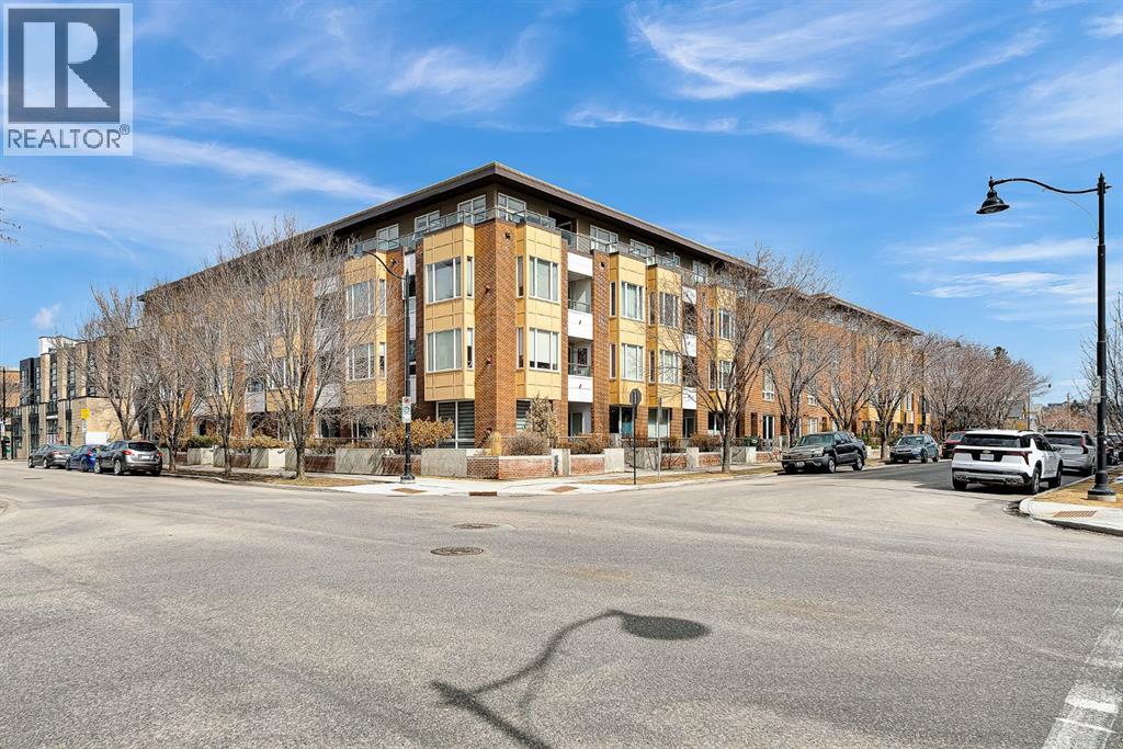 Apartment for Sale in 409, 1000 Centre Avenue NE|Calgary, Alberta T2E9C4