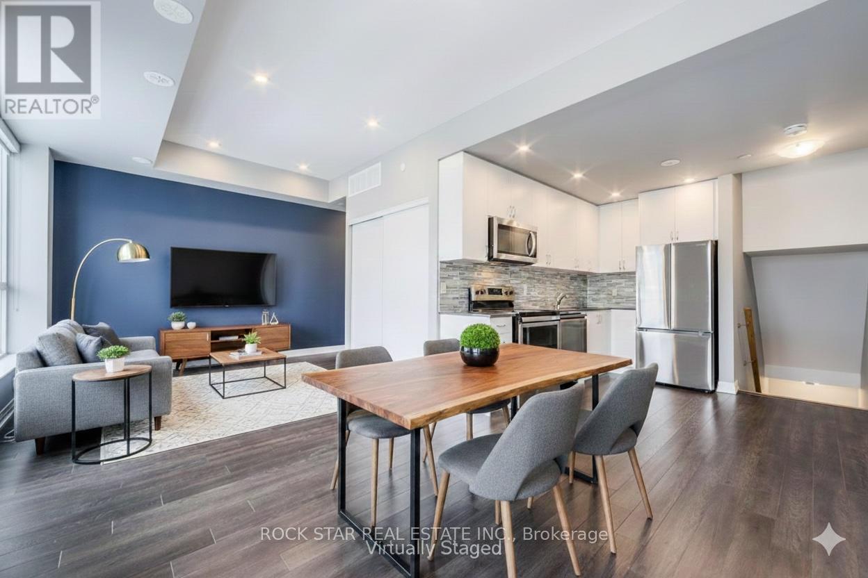 Row / Townhouse for Sale in 16 - 670 ATWATER AVENUE|Mississauga (Mineola), Ontario L5G0B6