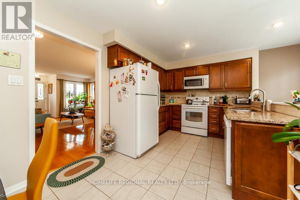 For sale: 20 ROSEMARIE CRESCENT, Whitby (Brooklin), Ontario L1M1G6 ...
