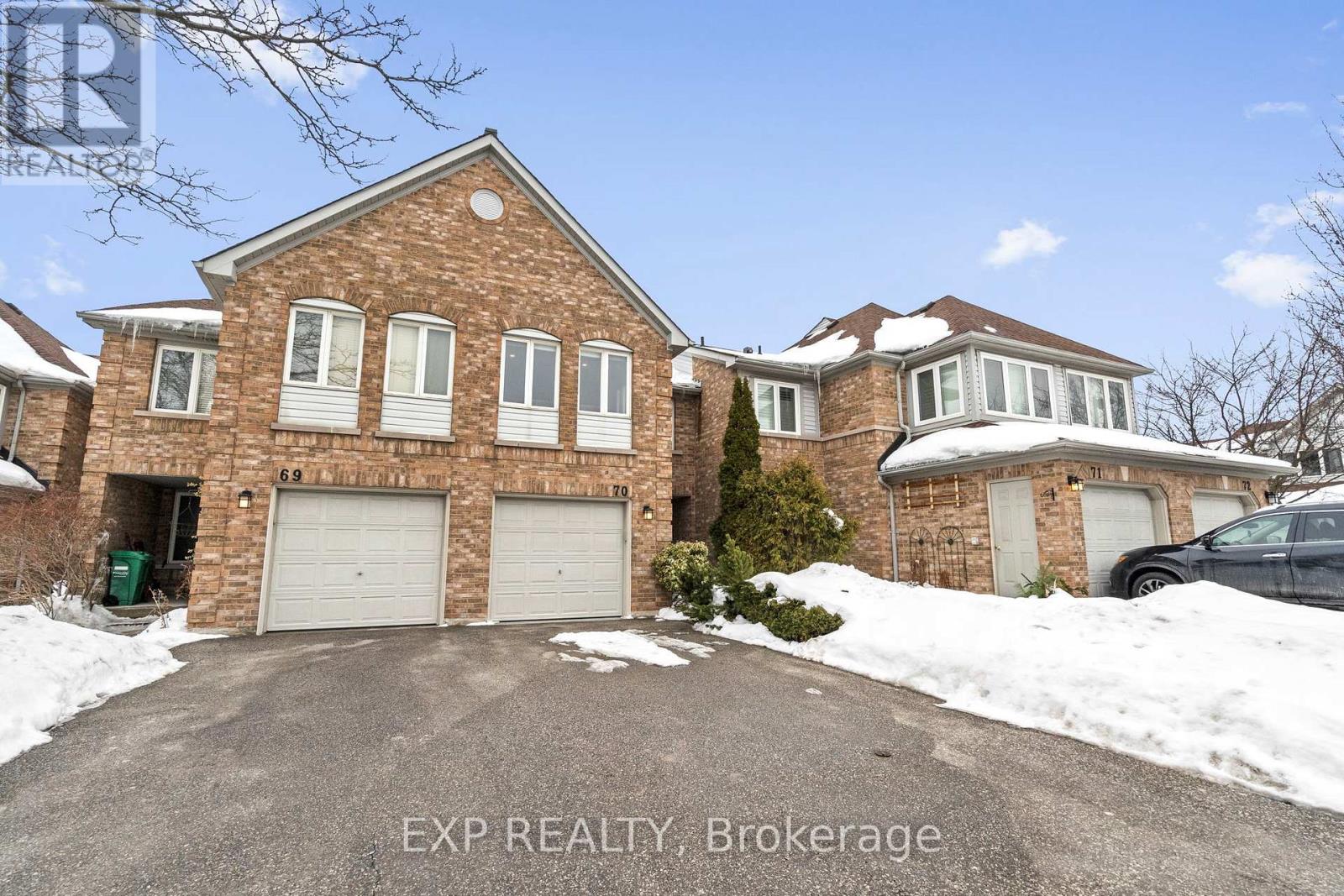 Row / Townhouse for Sale in 70 - 2555 THOMAS STREET|Mississauga (Central Erin Mills), Ontario L5M5P6