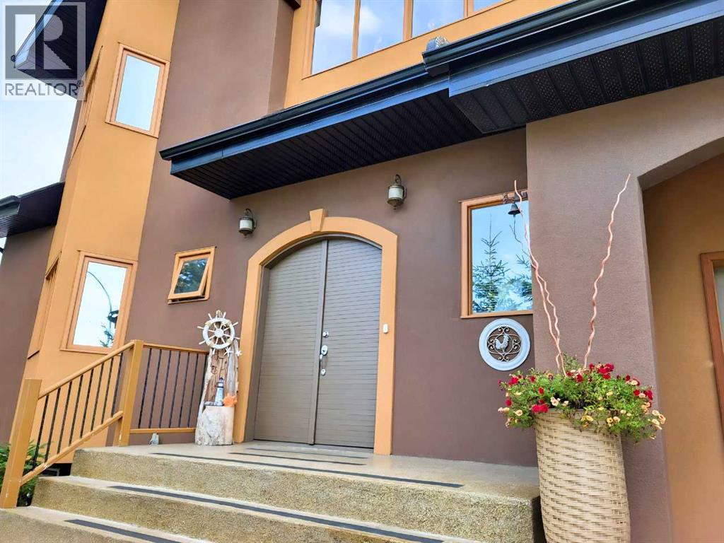 House for Sale in 4643 29 Avenue NW|Calgary, Alberta T3B0J1 4