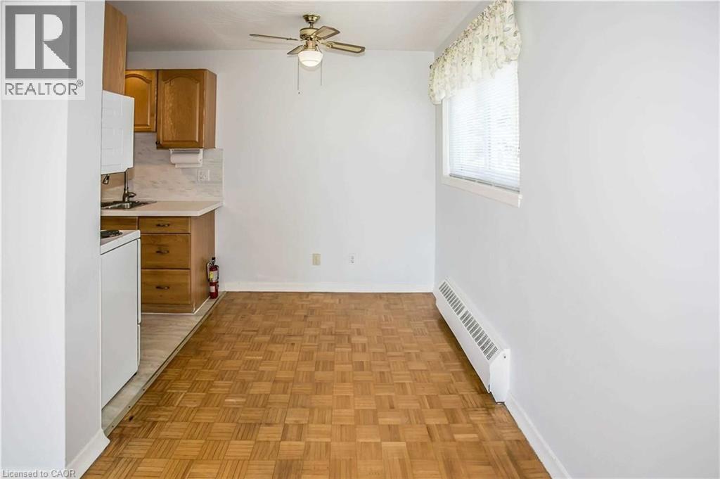 For sale: 54 RABBIT Lane, Toronto, Ontario M9B5S7 - 40824134 | REALTOR.ca