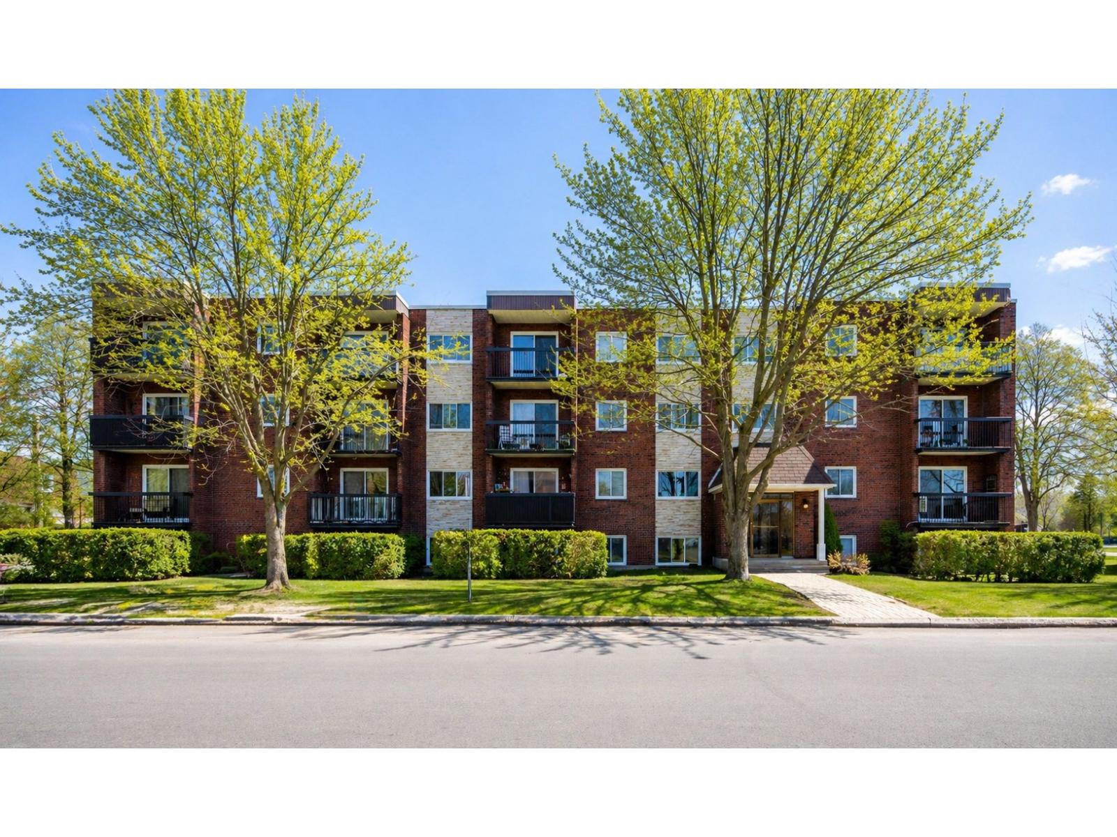 7750 Av. Trahan, #28, Brossard, Quebec J4W3A4