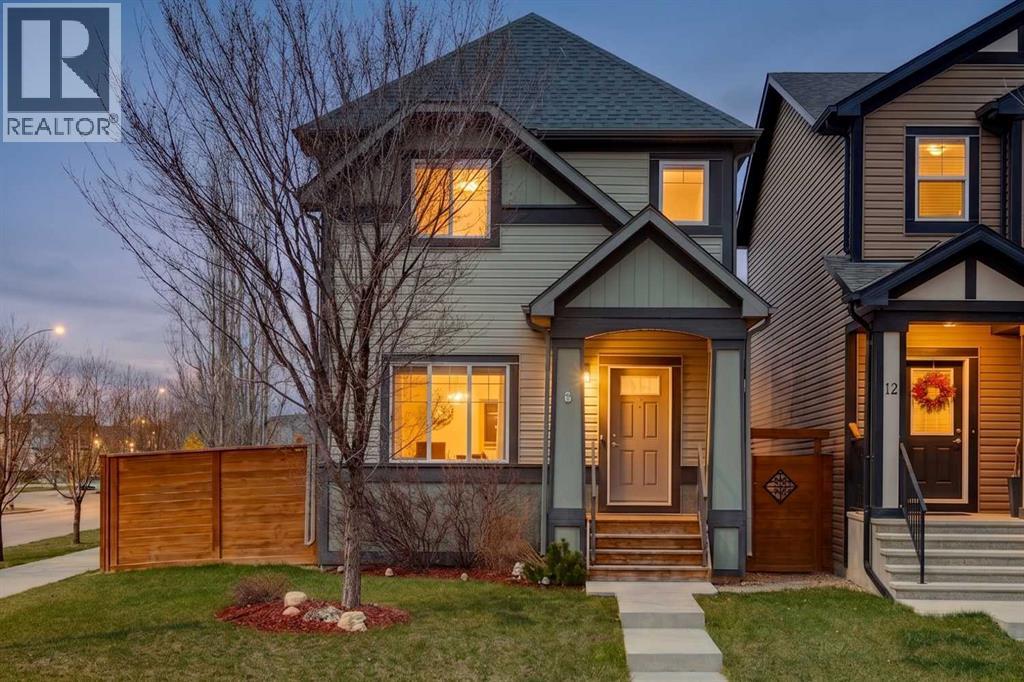 House for Sale in 8 Walgrove Green SE|Calgary, Alberta T2X2H8