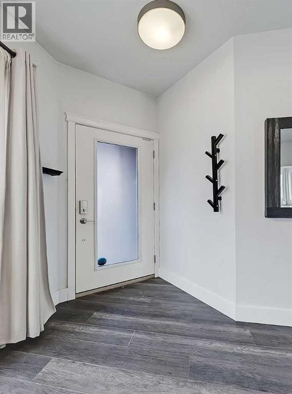 Row / Townhouse for Sale in 7, 603 15 Avenue SW|Calgary, Alberta T2R0R4 5