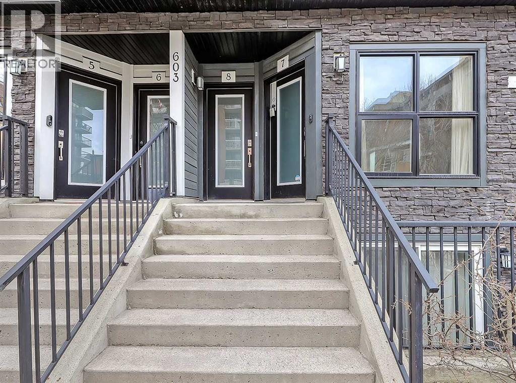 Row / Townhouse for Sale in 7, 603 15 Avenue SW|Calgary, Alberta T2R0R4 3