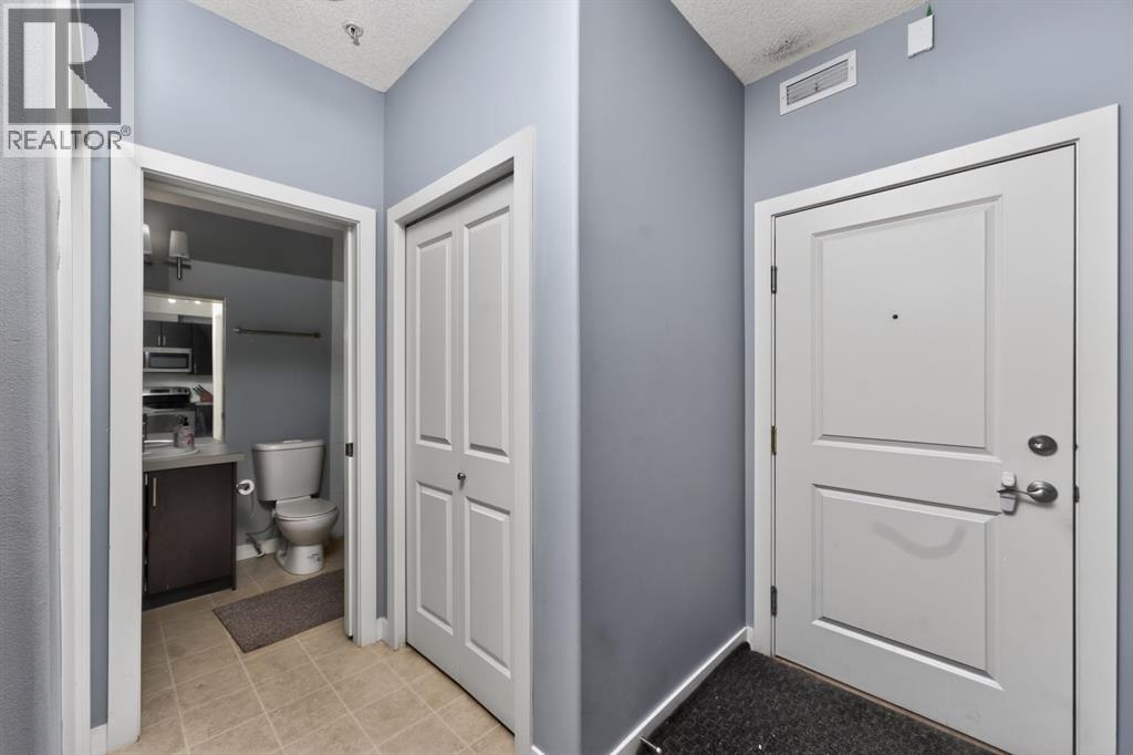 Apartment for Sale in 338, 23 Millrise Drive SW|Calgary, Alberta T2Y3V1 4