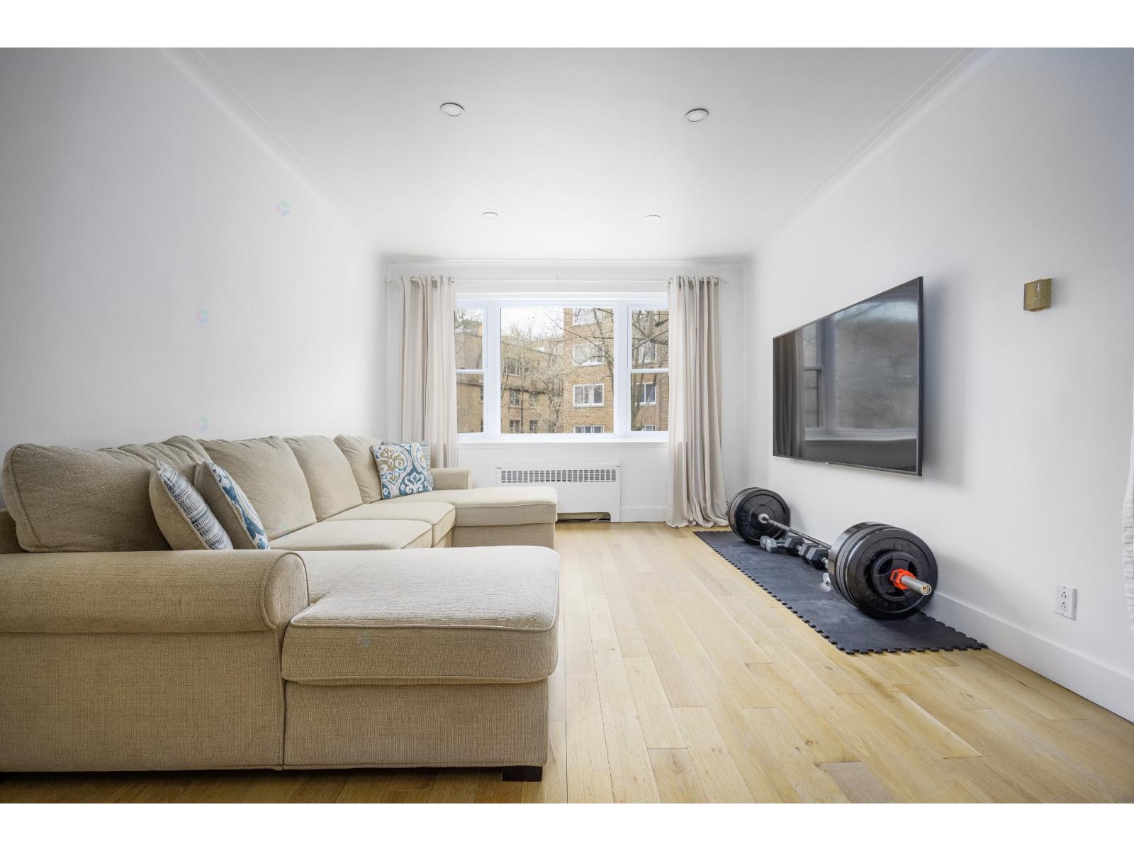 3425 Av. Ridgewood, #221, Montréal (Côte-des-Neiges/Notre-Dame-de-Grâce), Quebec H3V1B6