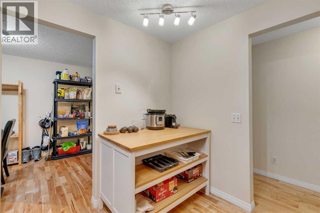 Apartment for Sale in 203, 1919 17 Avenue SW|Calgary, Alberta T2T0E9 5
