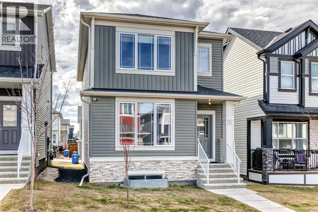 House for Sale in 121 Ambleside Heath NW|Calgary, Alberta T3P1S4