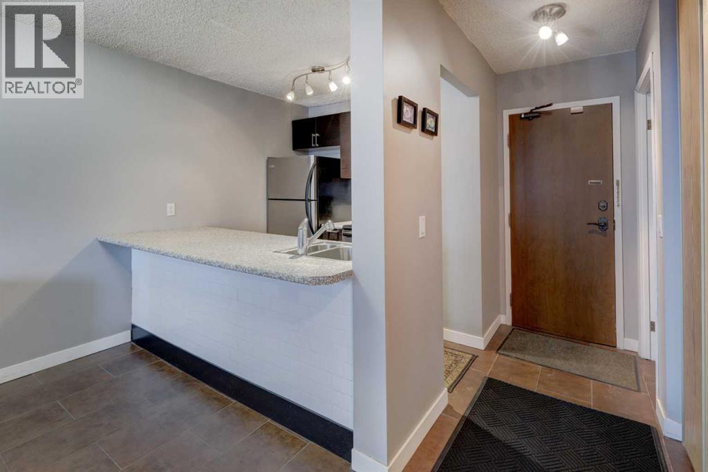 Apartment for Sale in 711, 738 3 Avenue SW|Calgary, Alberta T2P0G7 5