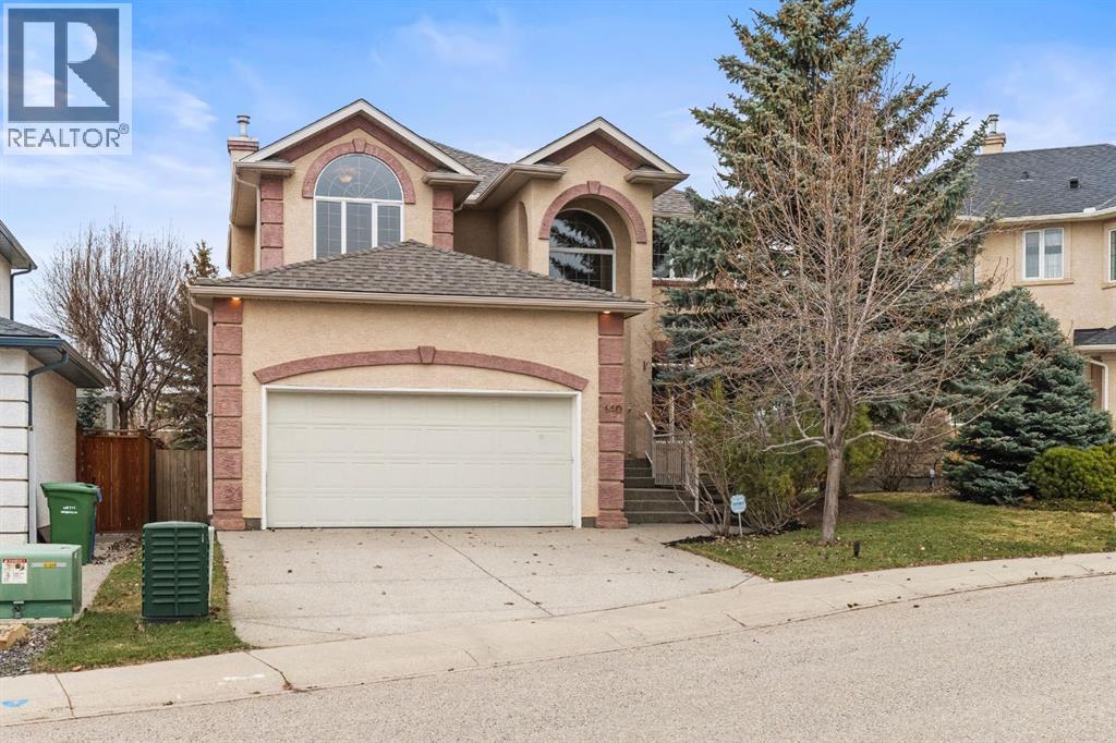 House for Sale in 140 Simcoe Close SW|Calgary, Alberta T3H4N3