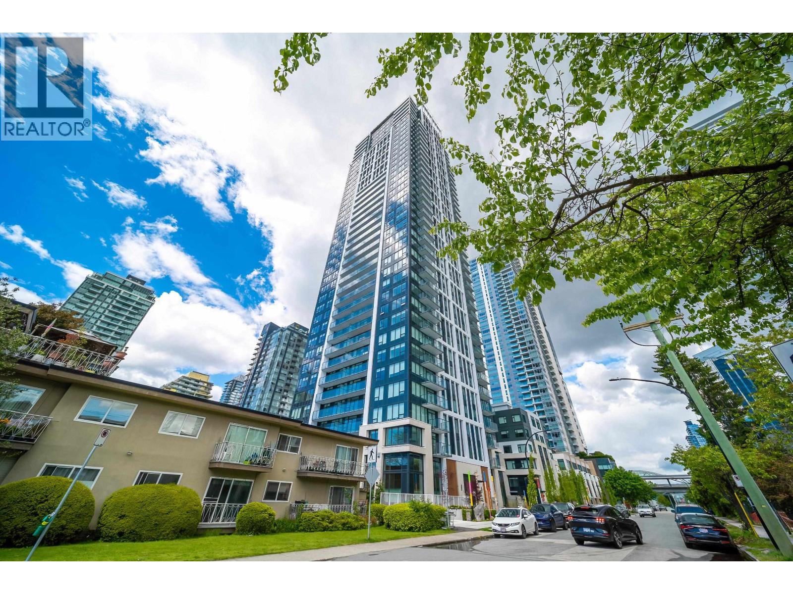 1407 6537 TELFORD AVENUE|Burnaby, British Columbia V5H0K9