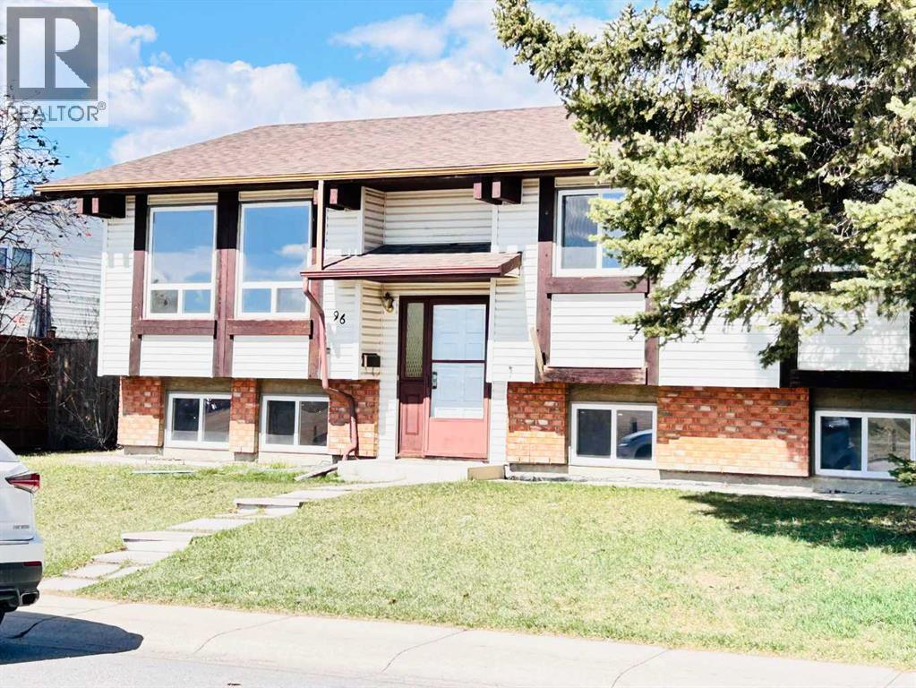 House for Sale in 96 Templegreen Road NE|Calgary, Alberta T1Y4T9