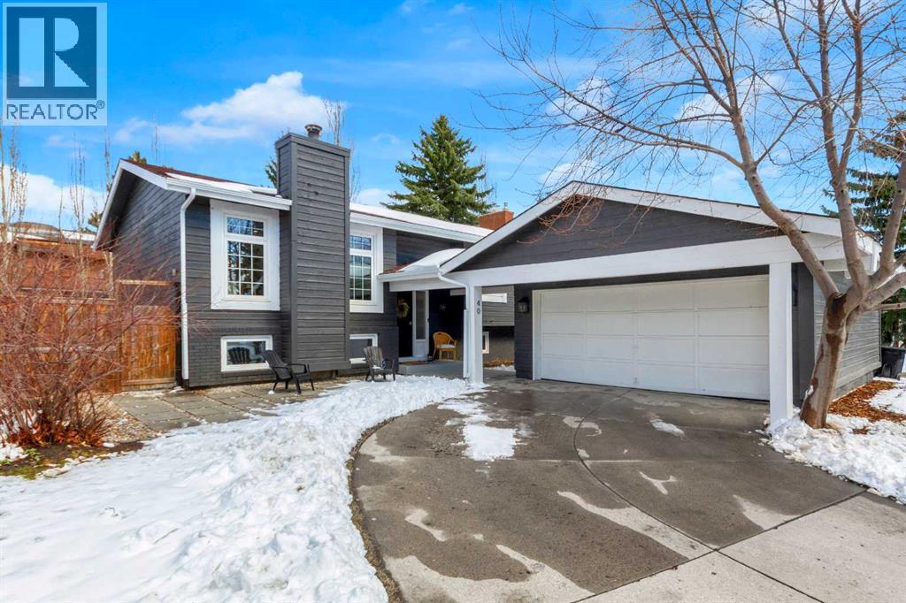 House for Sale in 40 Deermont Road SE|Calgary, Alberta T2J5T5