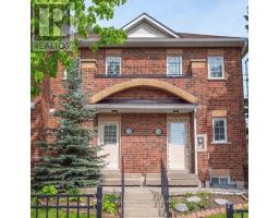 Row / Townhouse – 115 - 2 HEDGE END ROAD, Toronto – photo 1