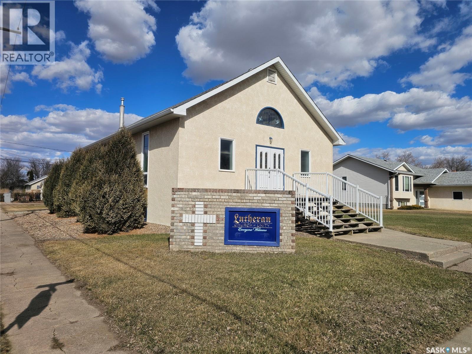 301 5th AVENUE E, Unity, Saskatchewan S0K4L0 | REALTOR.ca