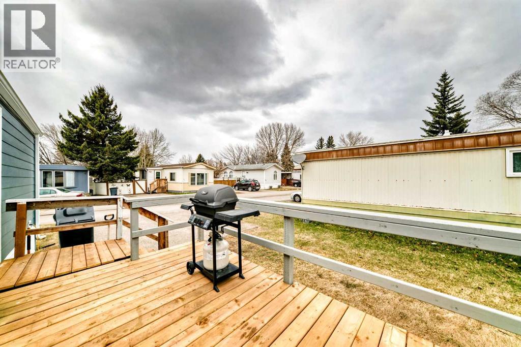 Mobile Home for Sale in 134, 6724 17 Avenue SE|Calgary, Alberta T2A0W5 3