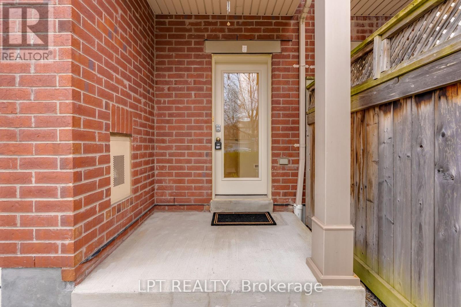 Row / Townhouse for Sale in 4 - 3215 THOMAS STREET|Mississauga (Churchill Meadows), Ontario L5M0M2 4