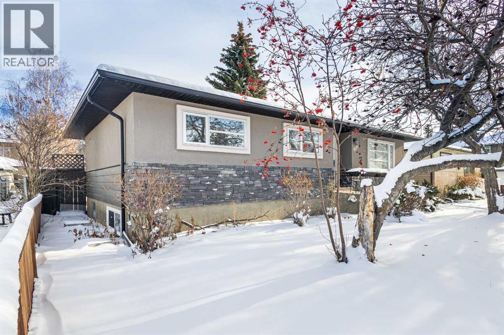 House for Sale in 2816 24 Street NW|Calgary, Alberta T2M3Z3 3