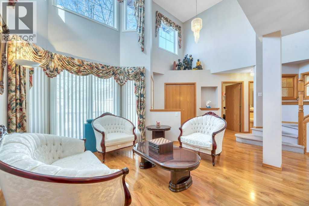 House for Sale in 52 Country Hills Green NW|Calgary, Alberta T3K4Y4