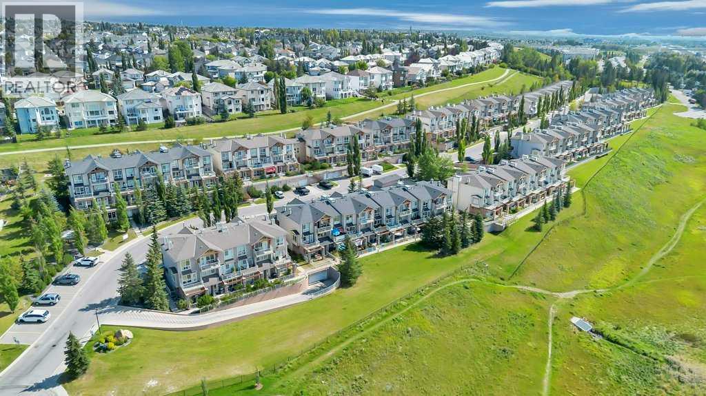Row / Townhouse for Sale in 13, 148 Rockyledge View NW|Calgary, Alberta T3G5Y4