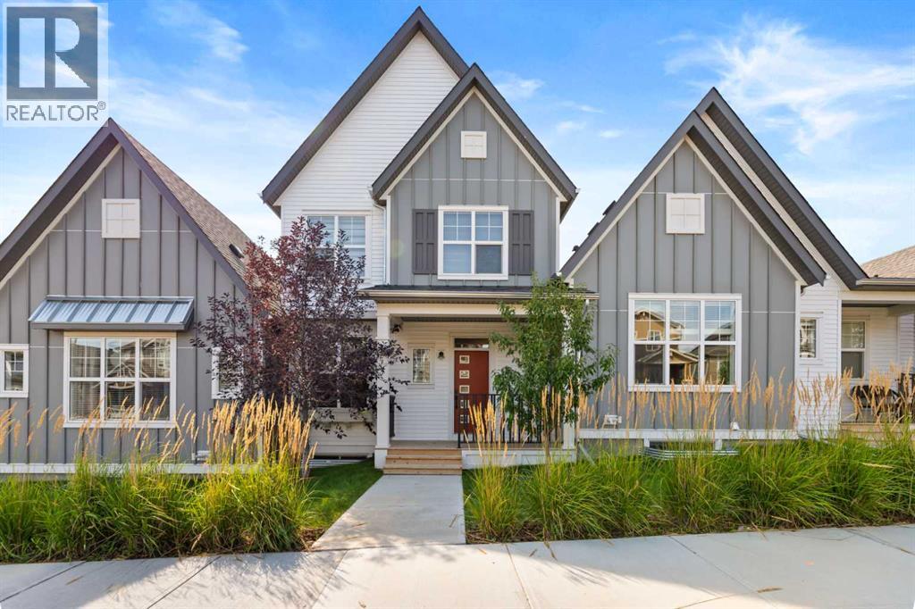 Row / Townhouse for Sale in 273 Lucas Avenue NW|Calgary, Alberta T3P1S3