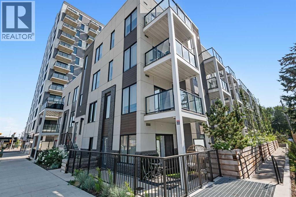 Apartment for Sale in 401, 455 1 Avenue NE|Calgary, Alberta T2E0B3